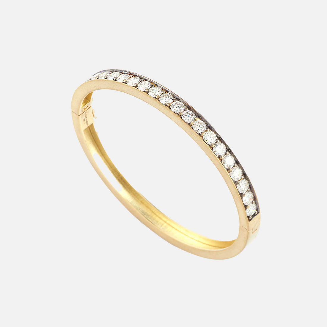 Round brilliant cut Eleni bangle