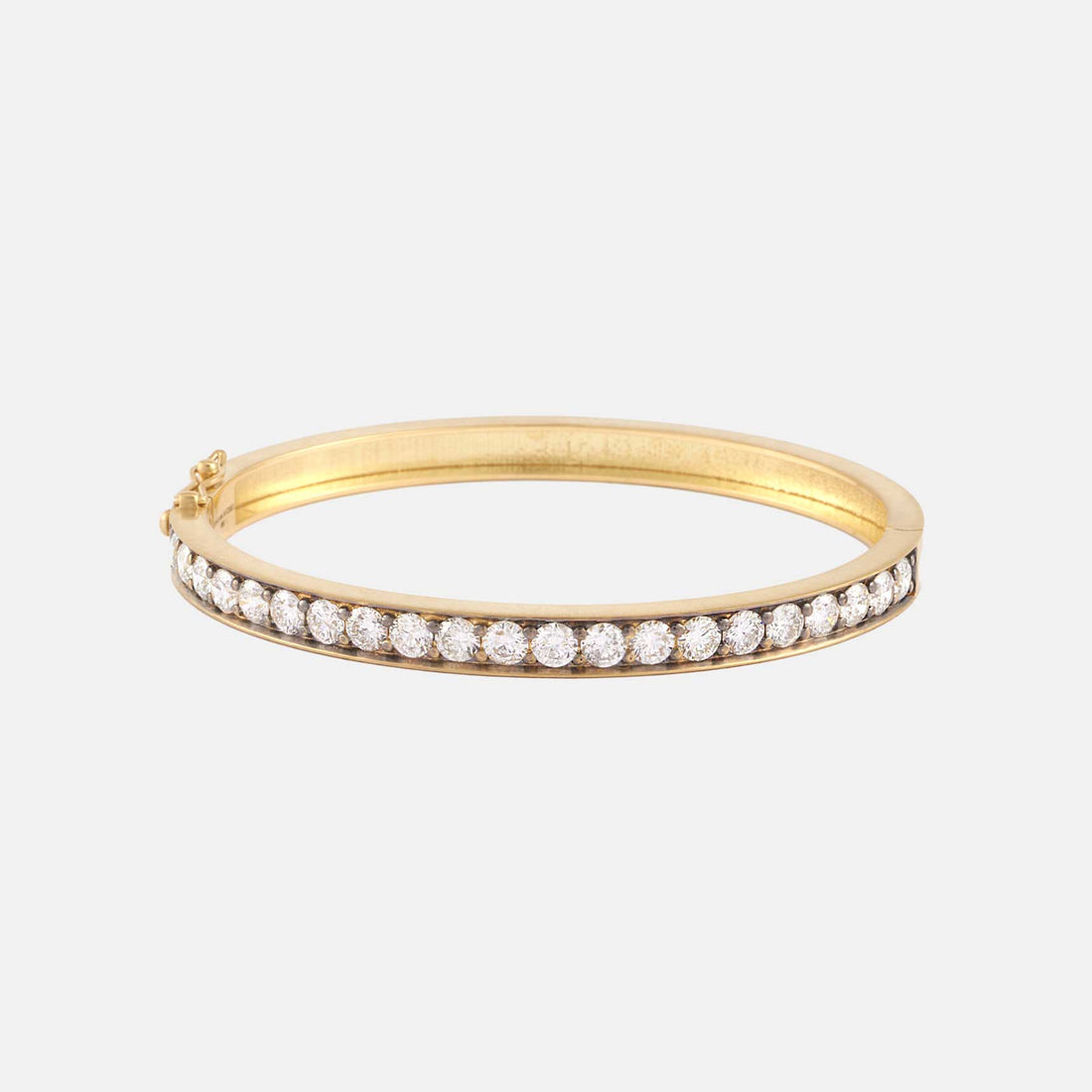 Round brilliant cut Eleni bangle