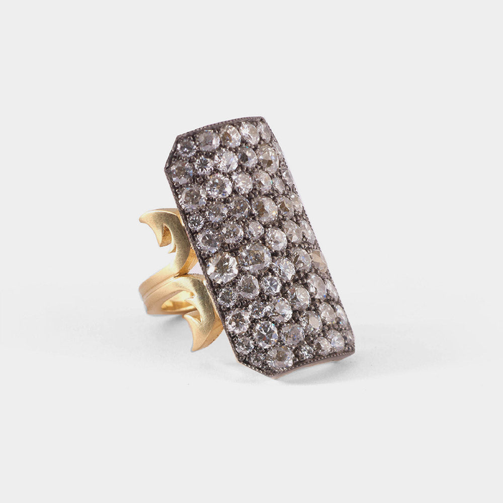 Long champagne diamond Ten Table ring