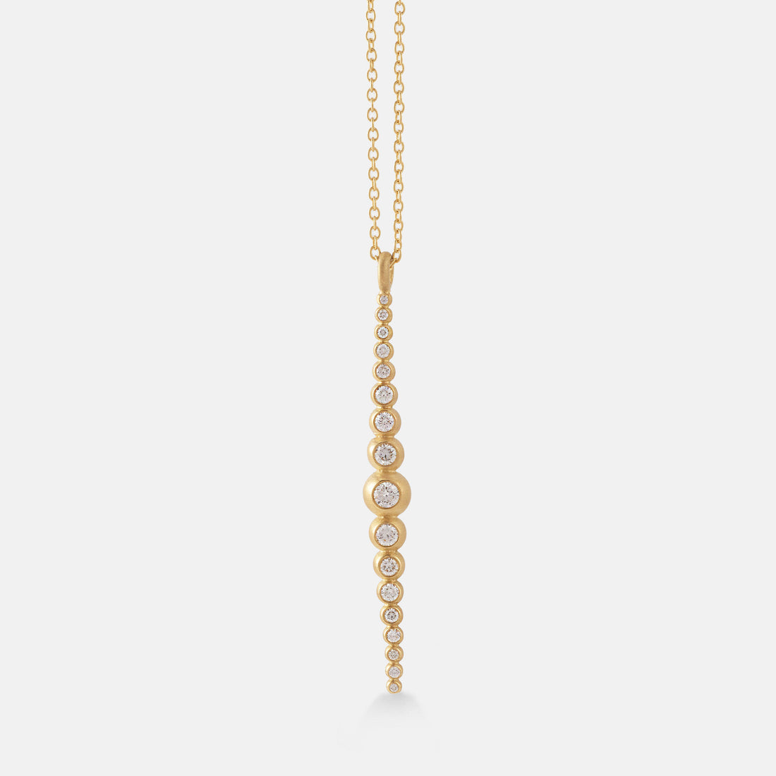 Stick necklace with graduated diamond set beads